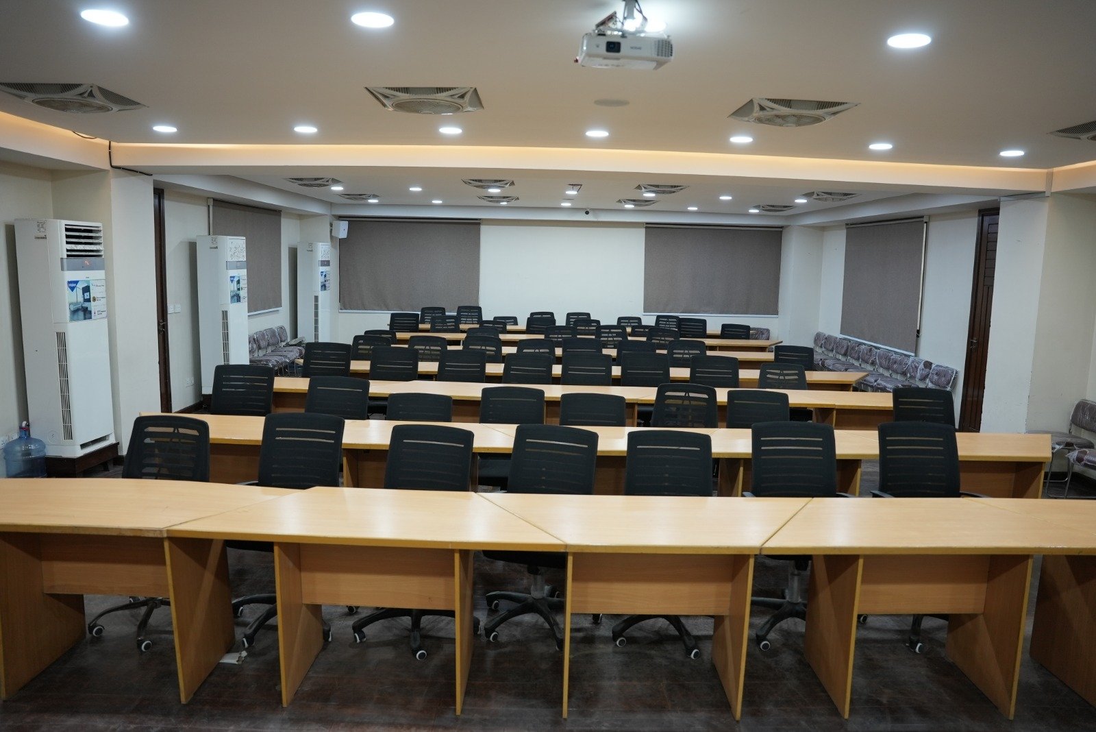 Modern Classrooms & Learning Facilities